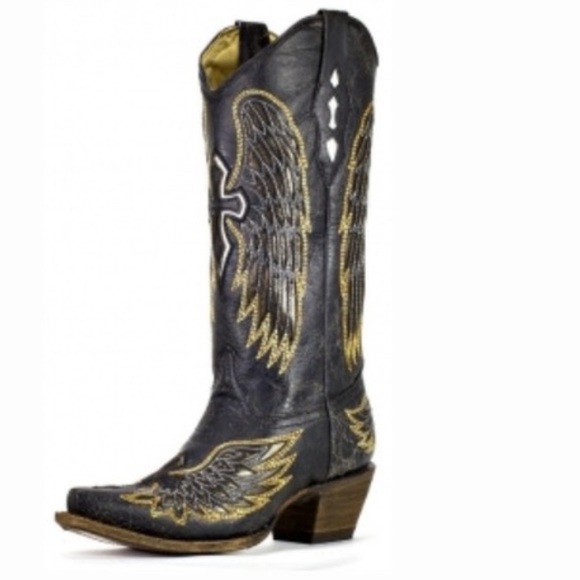 Corral Shoes - Corral vintage angel wing cross BOOTS 7 1/2